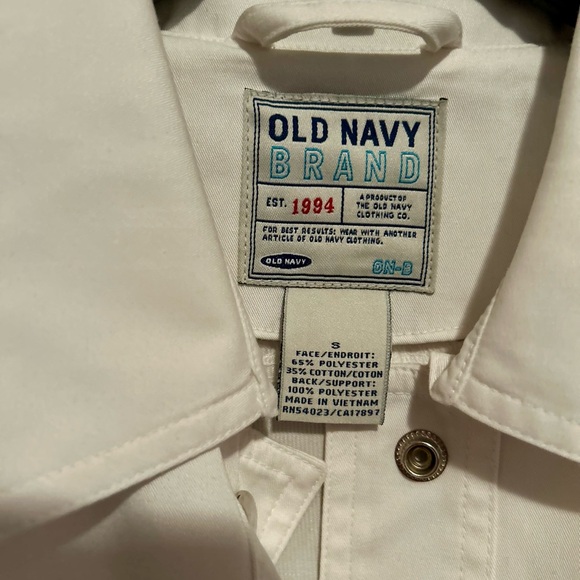 OLD NAVY WHITE RAIN JACKET - Picture 6 of 9